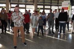 Er bewegt den ganzen Saal