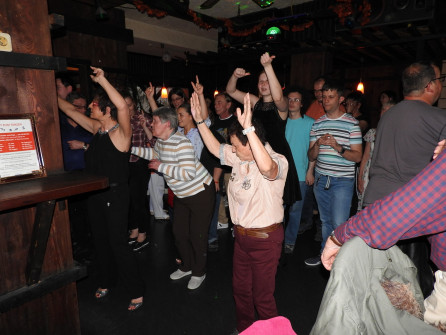 Wir rocken die Melodie.. beim Freestyl