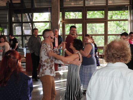 Die nächste Übungseinheit Tanzworkshop beim Tanz in den Mai