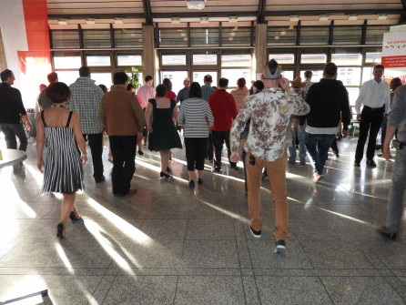 der linke Fuß - Leute.....